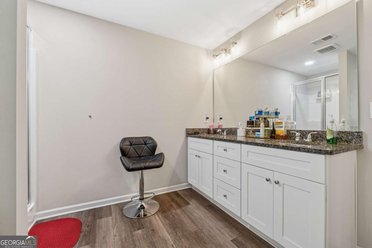 1062 Valley Rock Drive Lithonia GA 30058