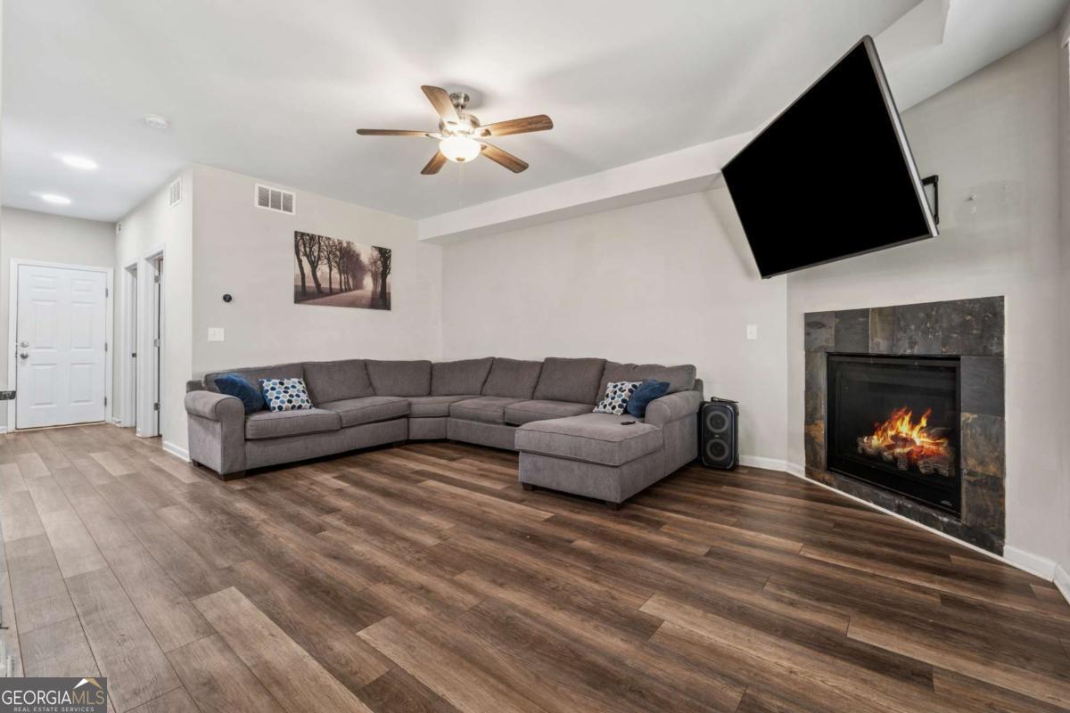 1062 Valley Rock Drive Lithonia GA 30058
