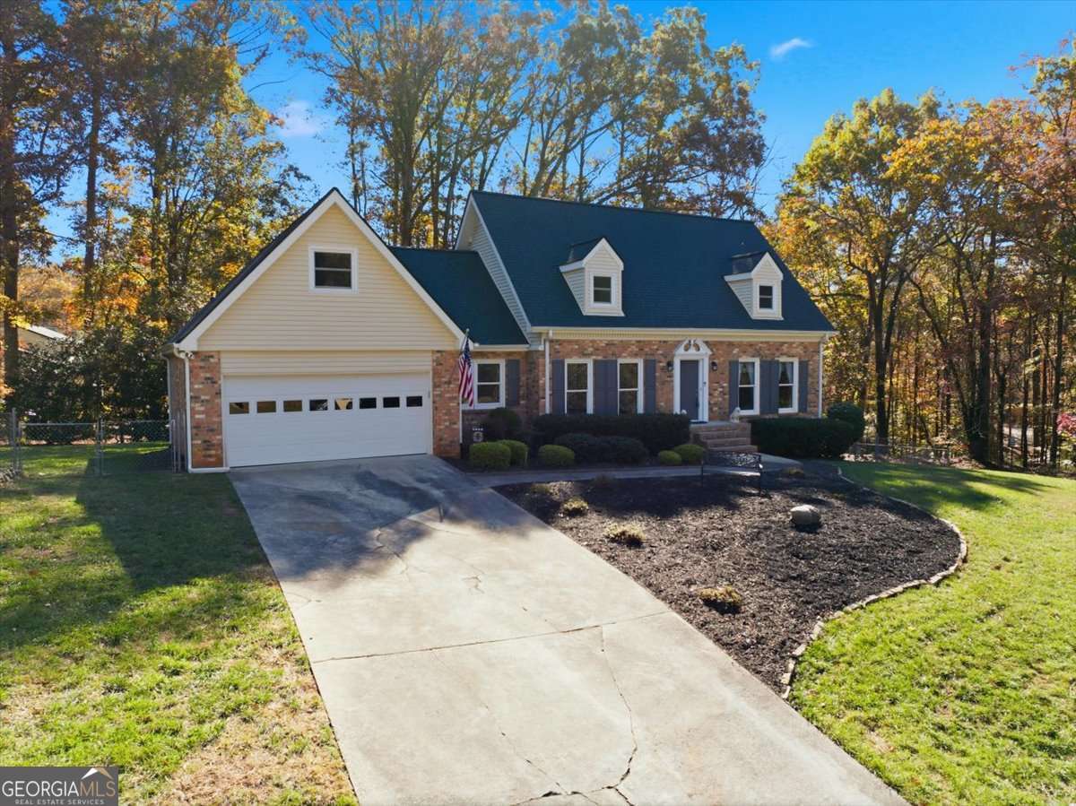 2334 Pine Point Drive Lawrenceville GA 30043