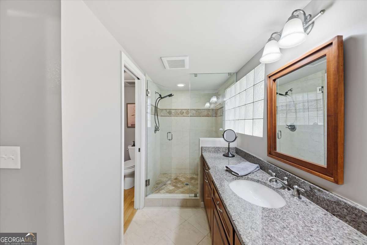 2334 Pine Point Drive Lawrenceville GA 30043