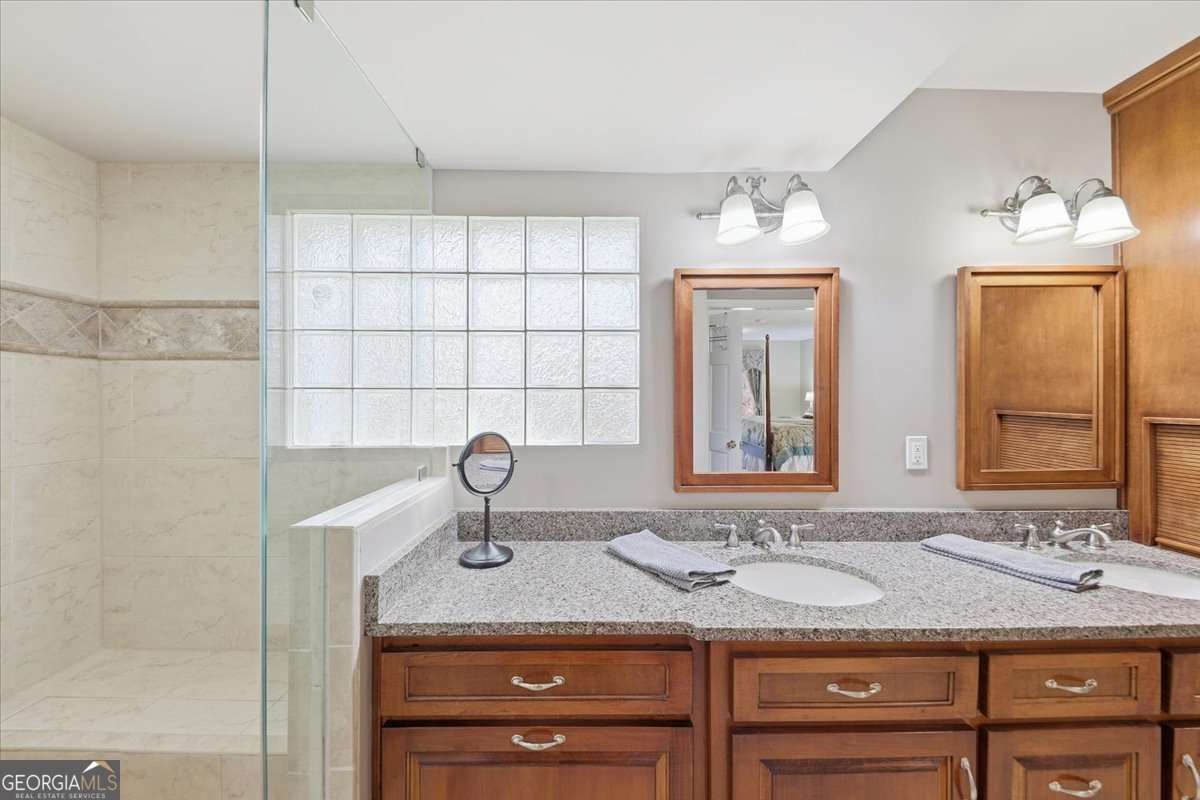 2334 Pine Point Drive Lawrenceville GA 30043