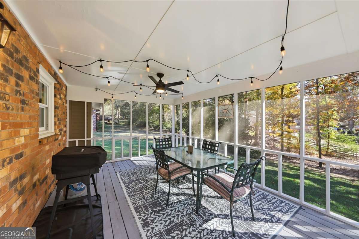 2334 Pine Point Drive Lawrenceville GA 30043