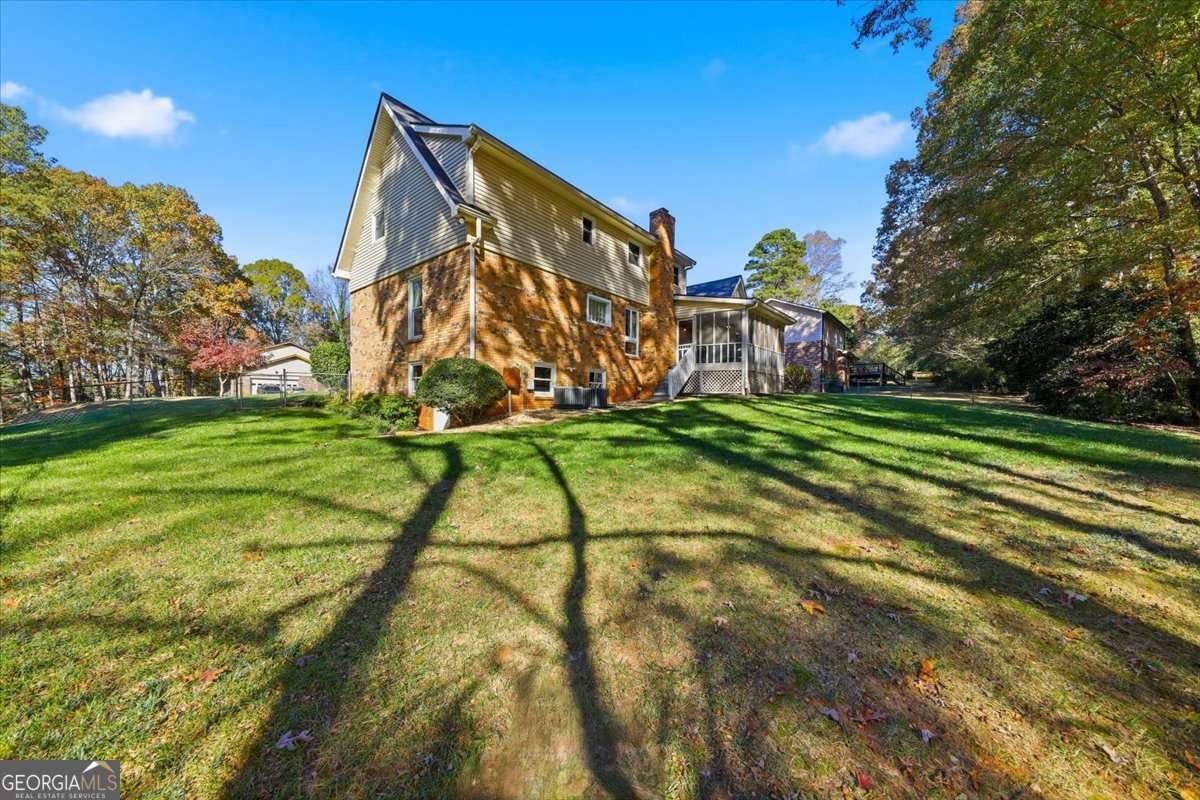 2334 Pine Point Drive Lawrenceville GA 30043