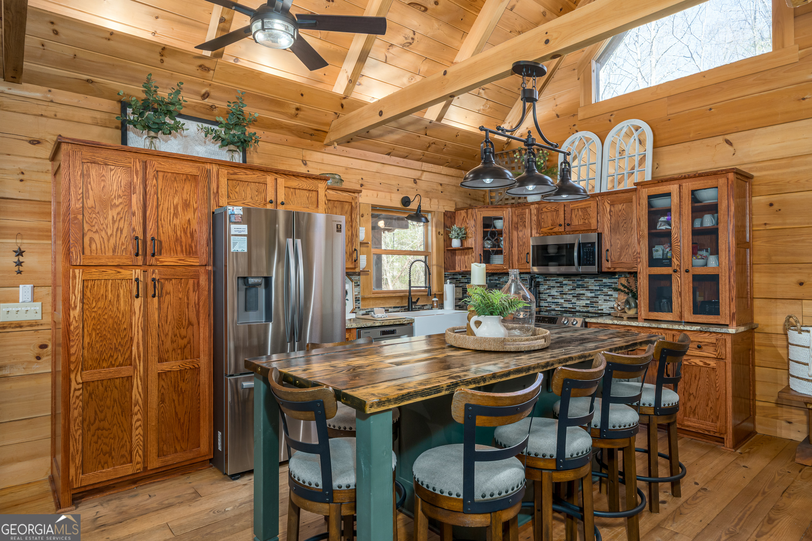161 Finncannon Drive Ellijay GA 30536