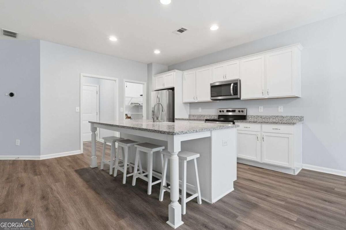 6535 River Station Drive Lula GA 30554