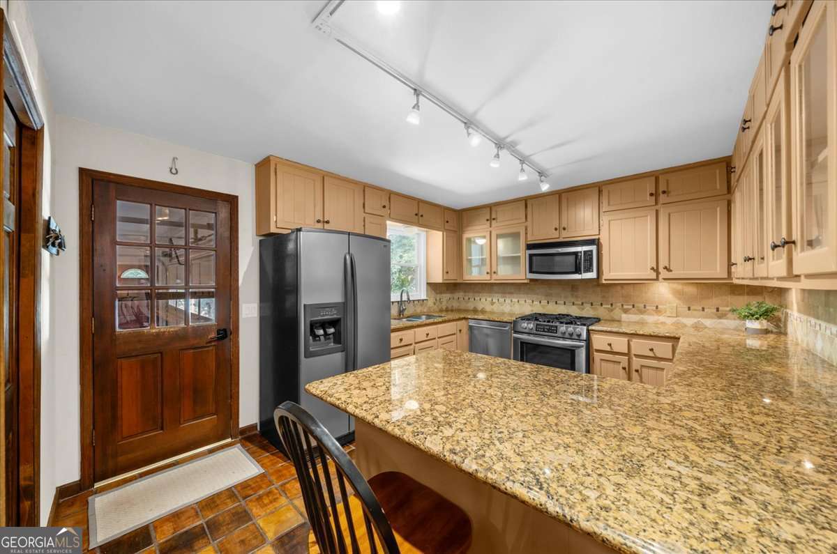 5573 Hidden Harbor Landing Gainesville GA 30504