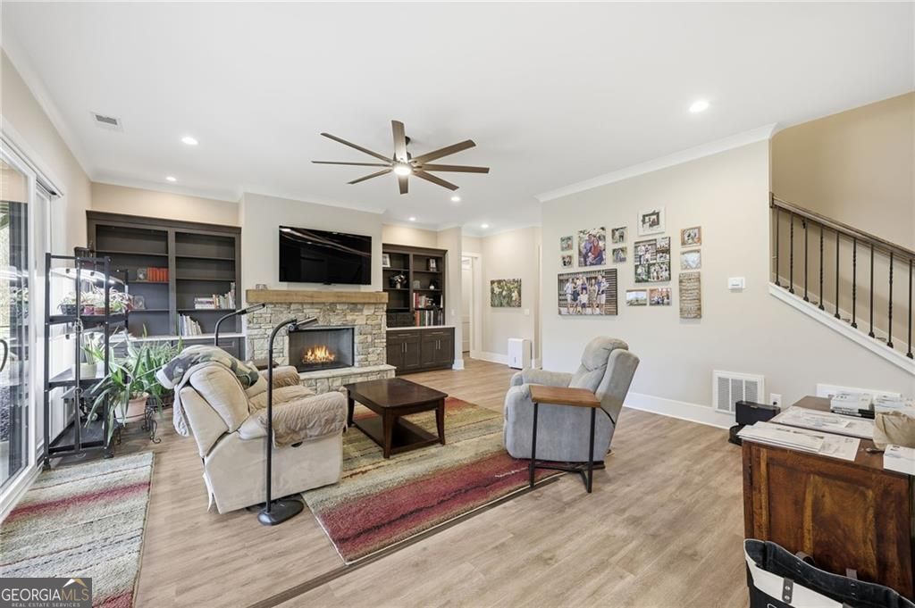 6039 Grand Marina Circle Gainesville GA 30506