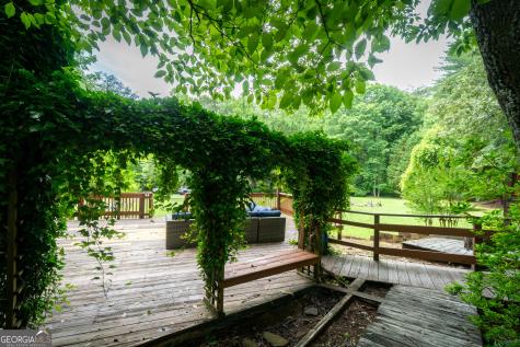 744 Skylake Road Sautee Nacoochee GA 30571