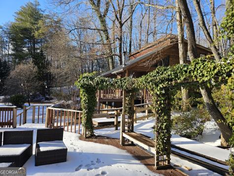 744 Skylake Road Sautee Nacoochee GA 30571