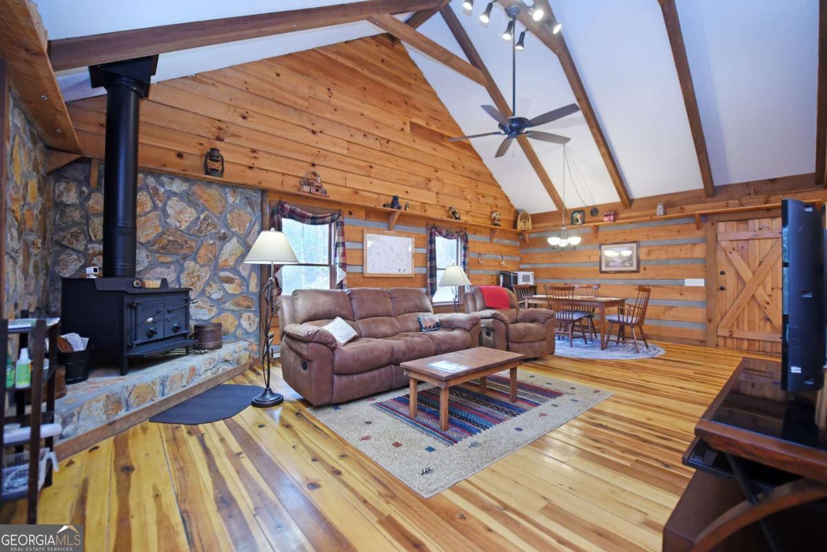 206 Misty Hollow Blue Ridge GA 30513