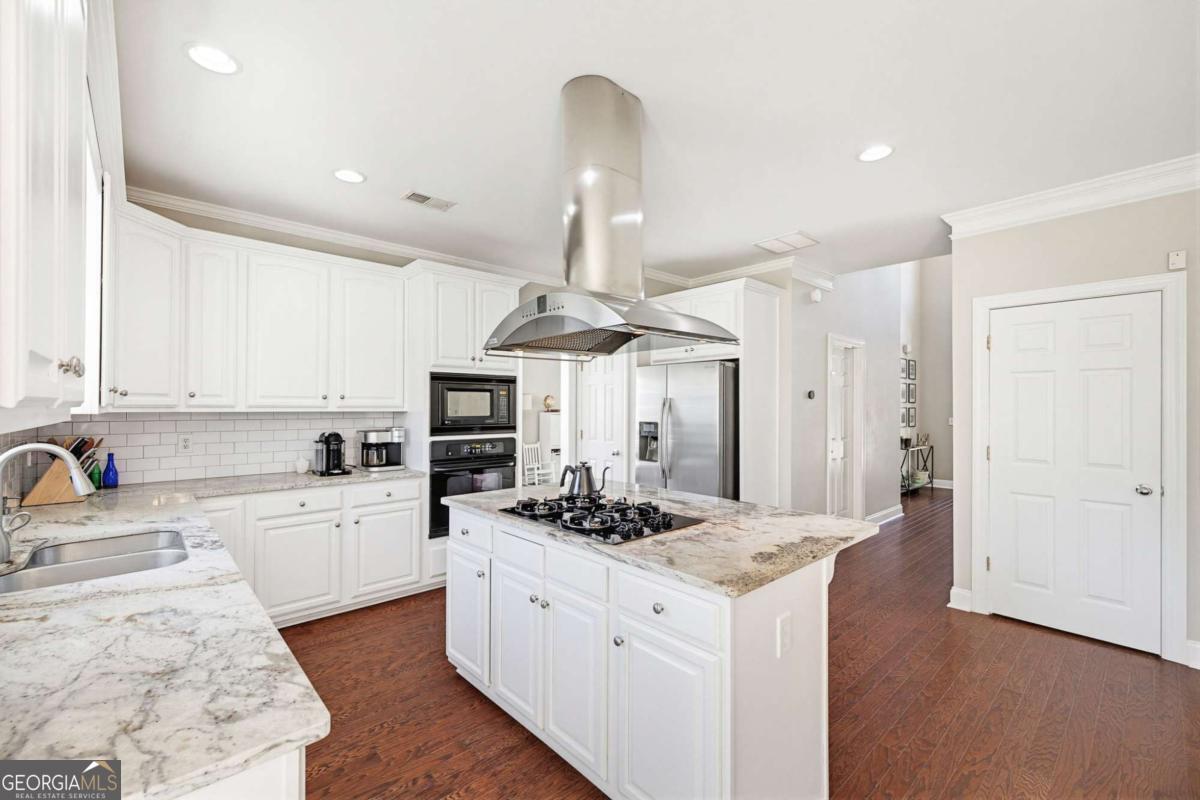 1235 Vinings Place Point Mableton GA 30126