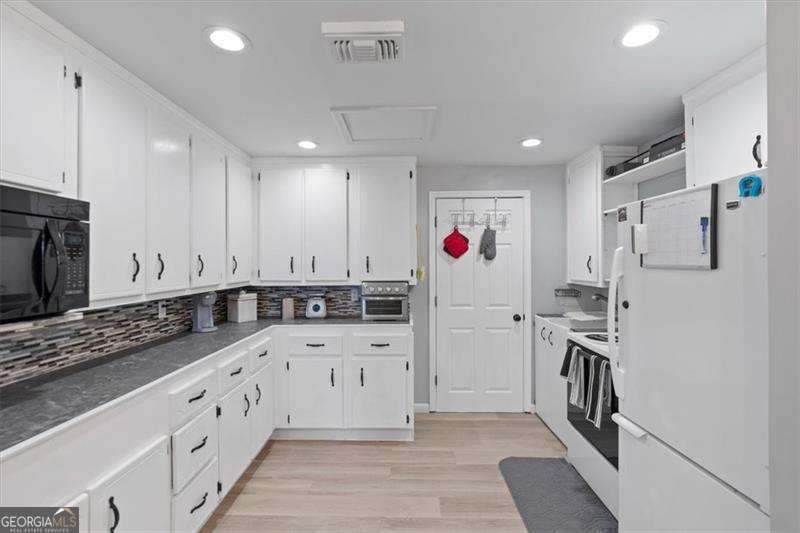25 Leslie Cove SE Cartersville GA 30121