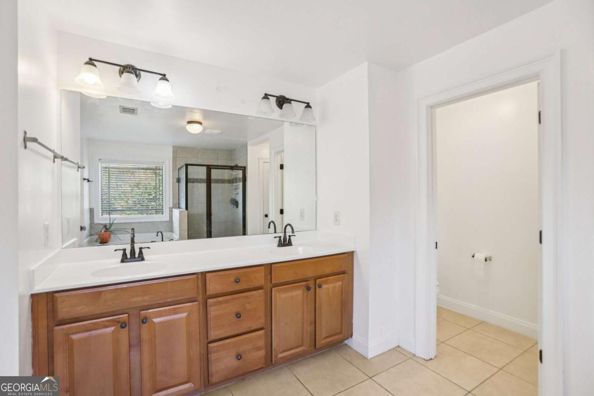 3154 Alhambra Circle Hampton GA 30228
