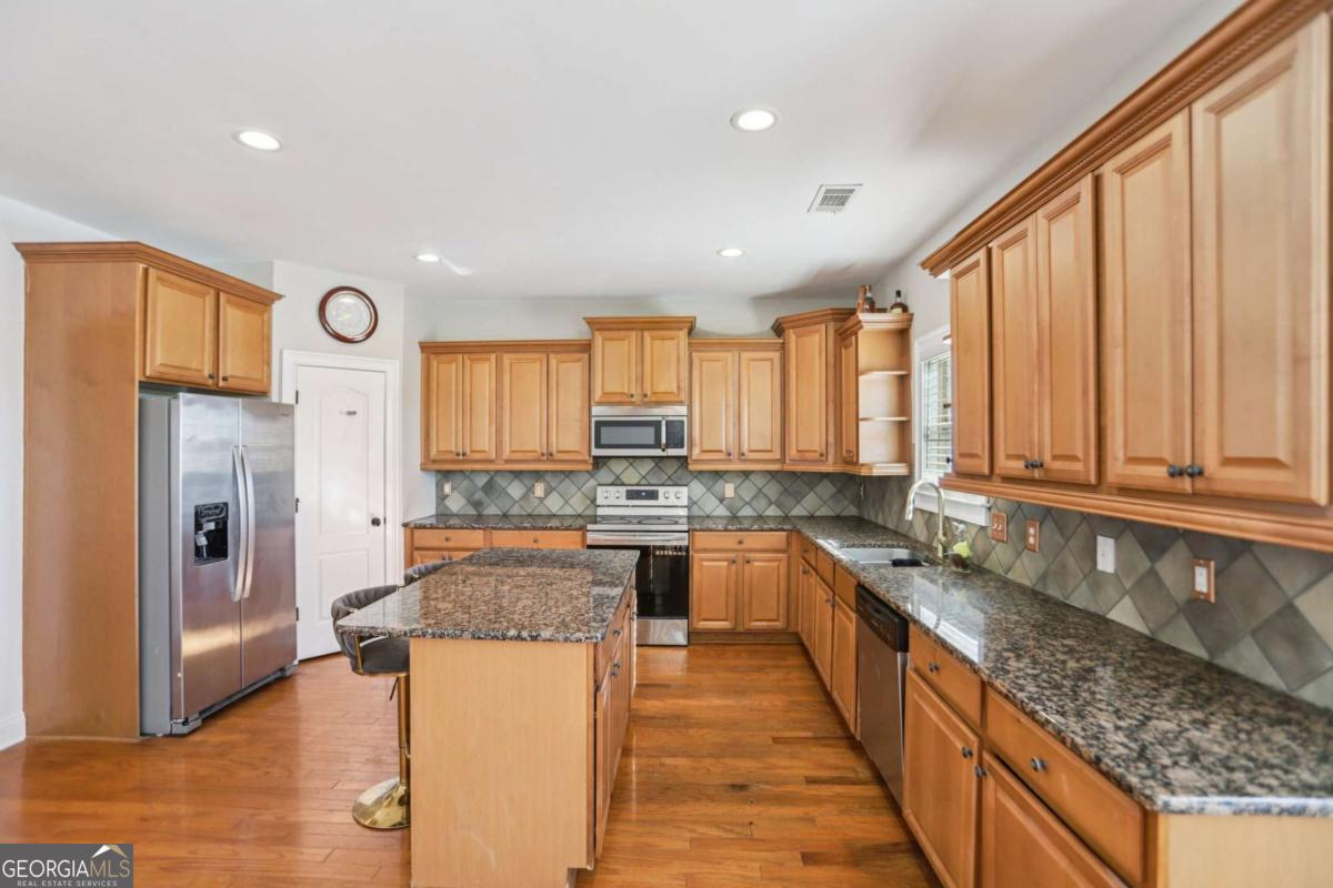 3154 Alhambra Circle Hampton GA 30228