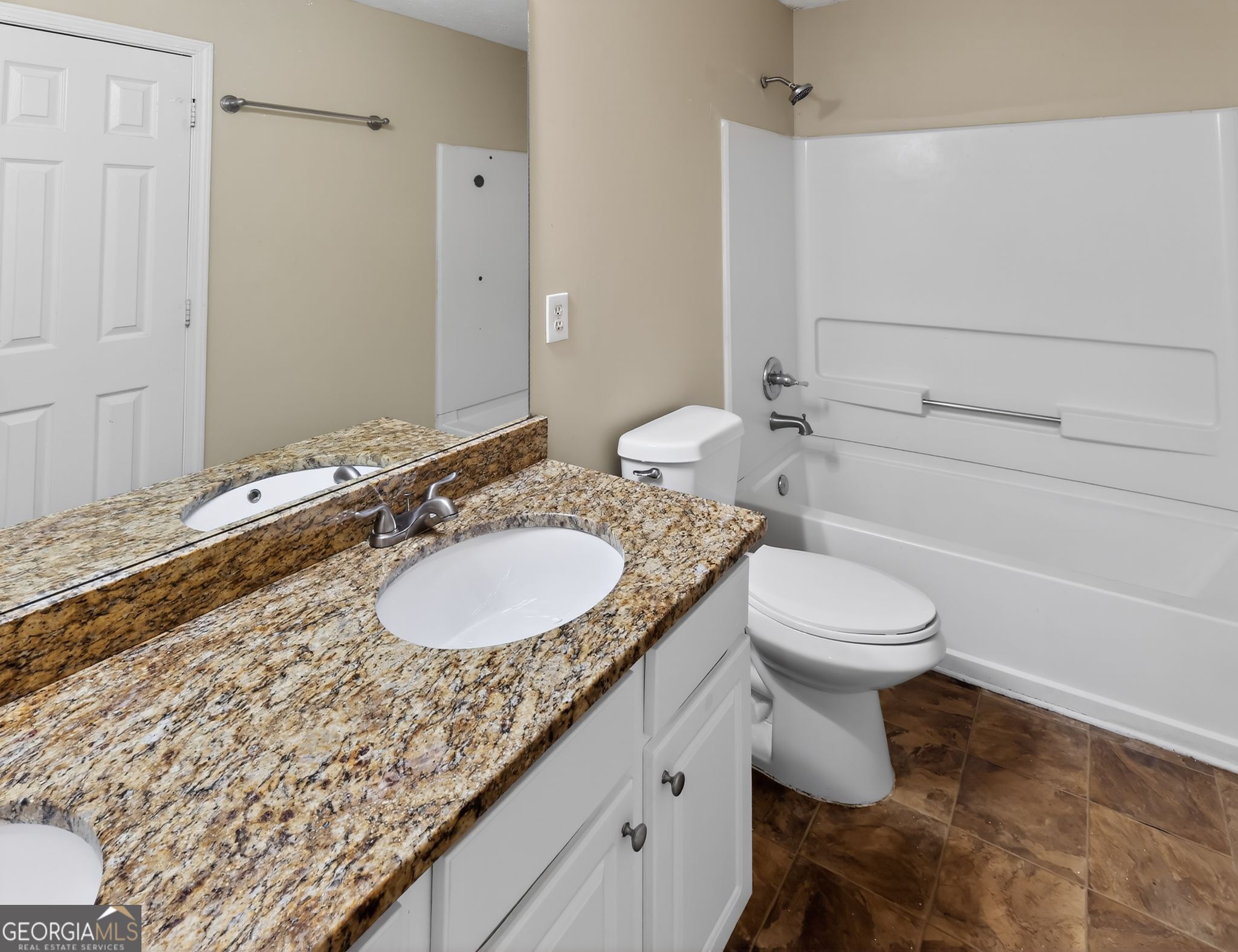 2382 Miller Oaks Circle Decatur GA 30035