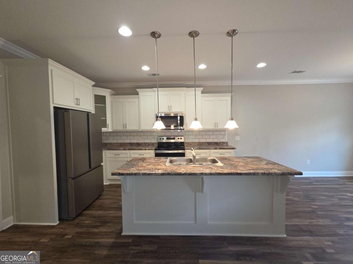 144 Linden Drive Jesup GA 31545