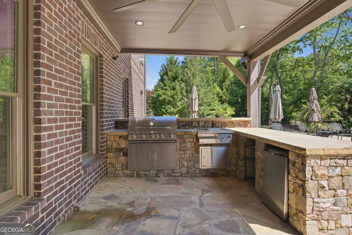 2380 Manor Creek Court Cumming GA 30041