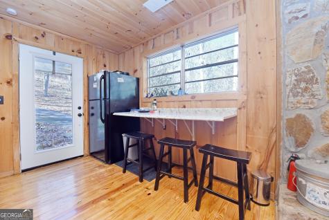 150 Donna Lee Lane Mineral Bluff GA 30559