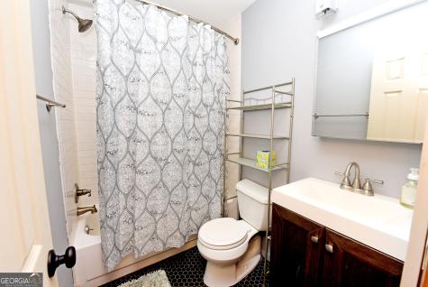 150 Donna Lee Lane Mineral Bluff GA 30559