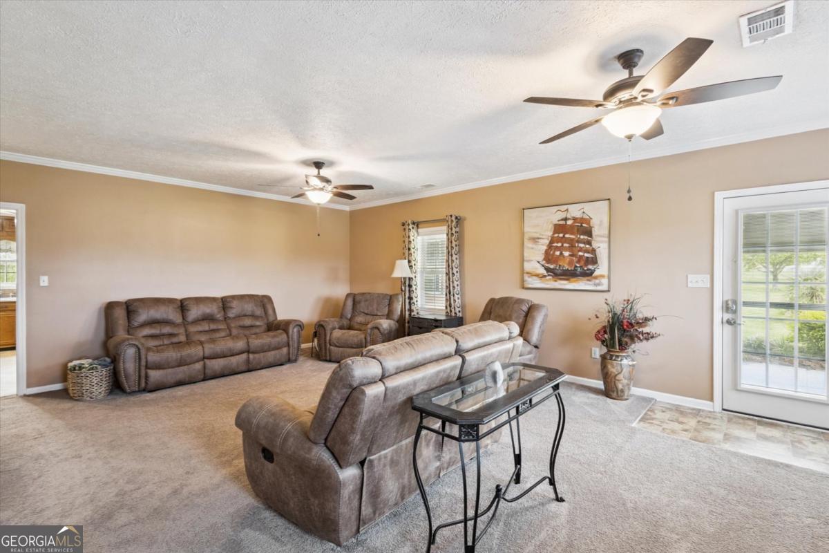 2195 Montgomery Street Kite GA 31049