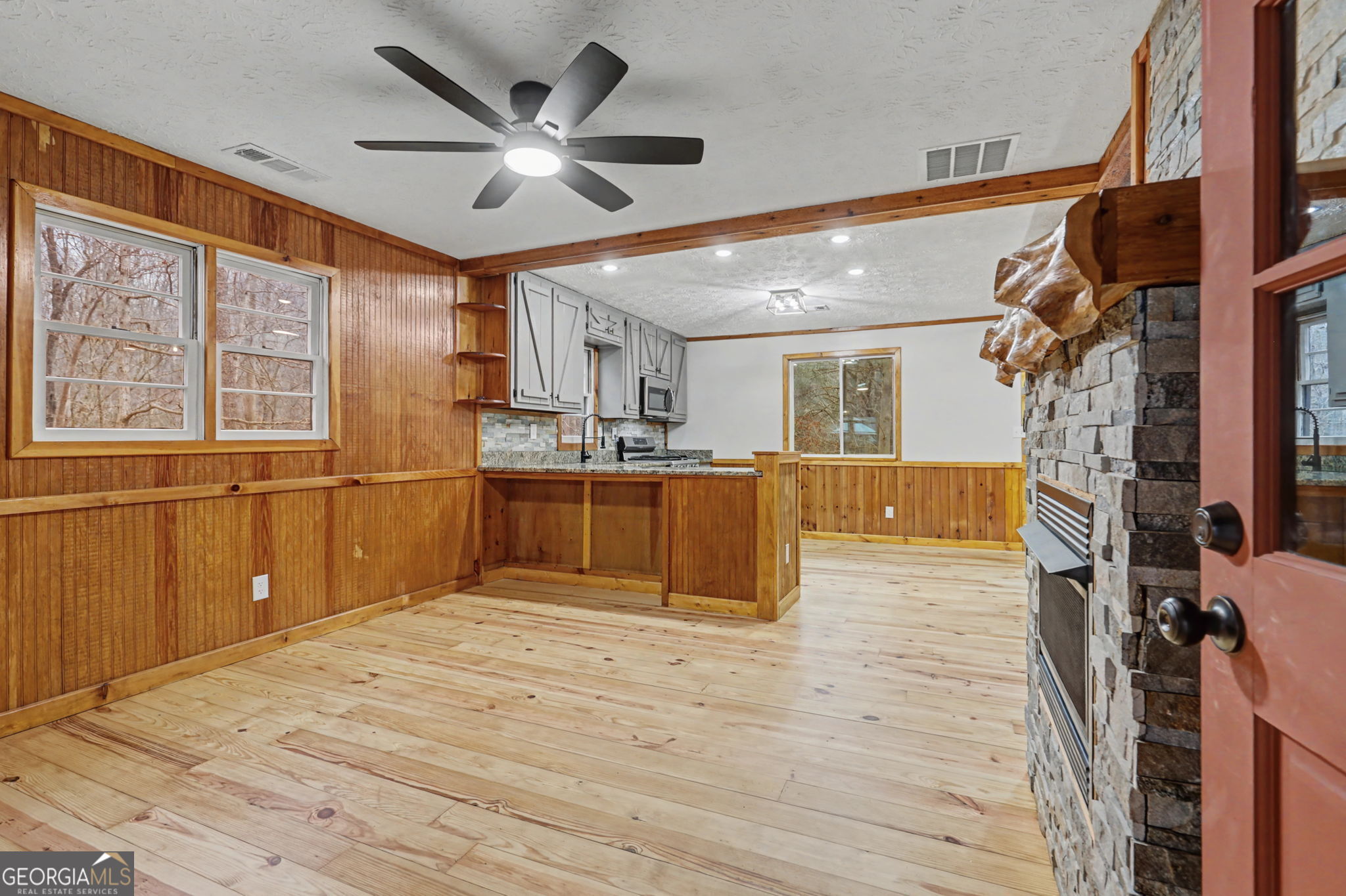 150 Summit Street Ellijay GA 30540