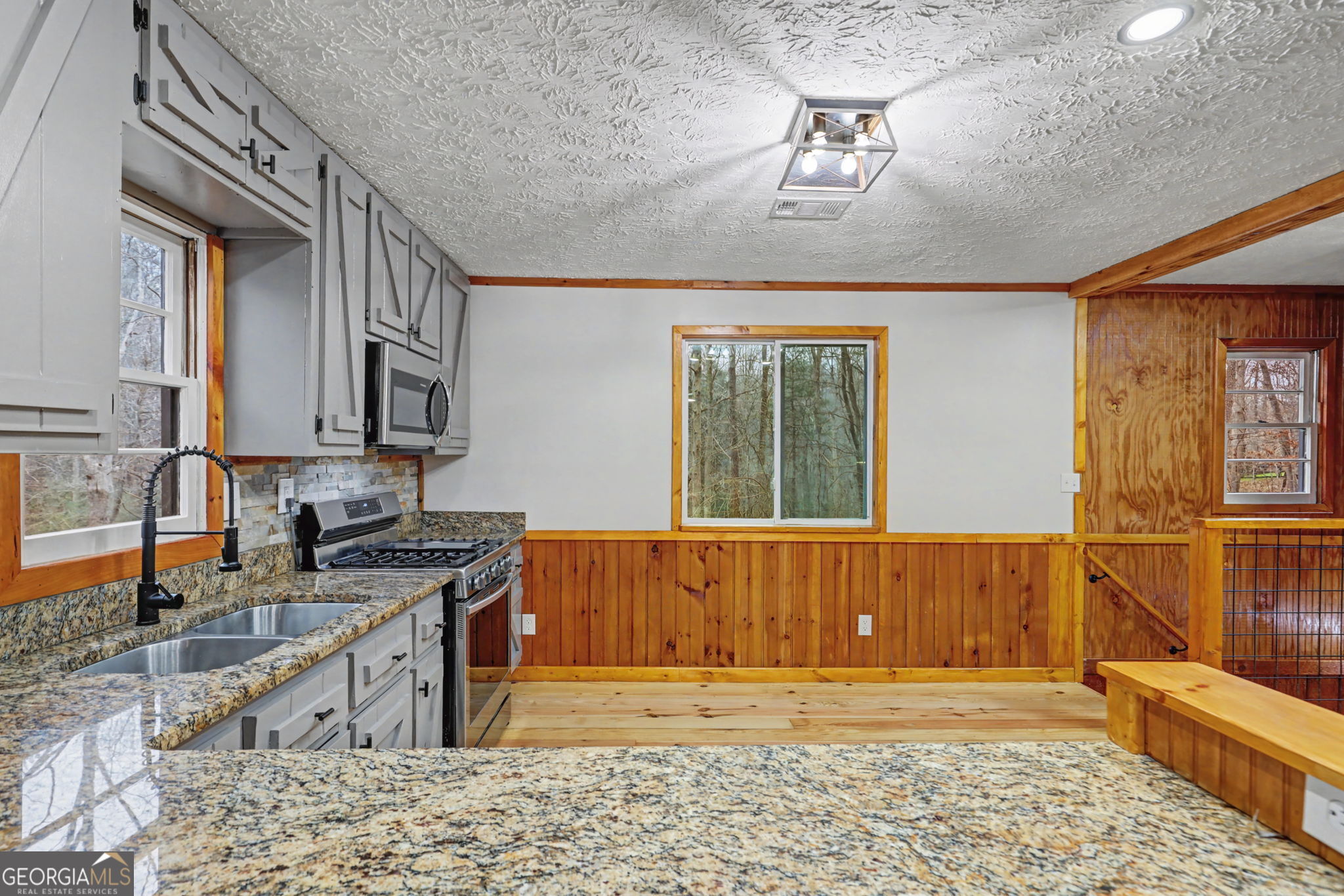 150 Summit Street Ellijay GA 30540