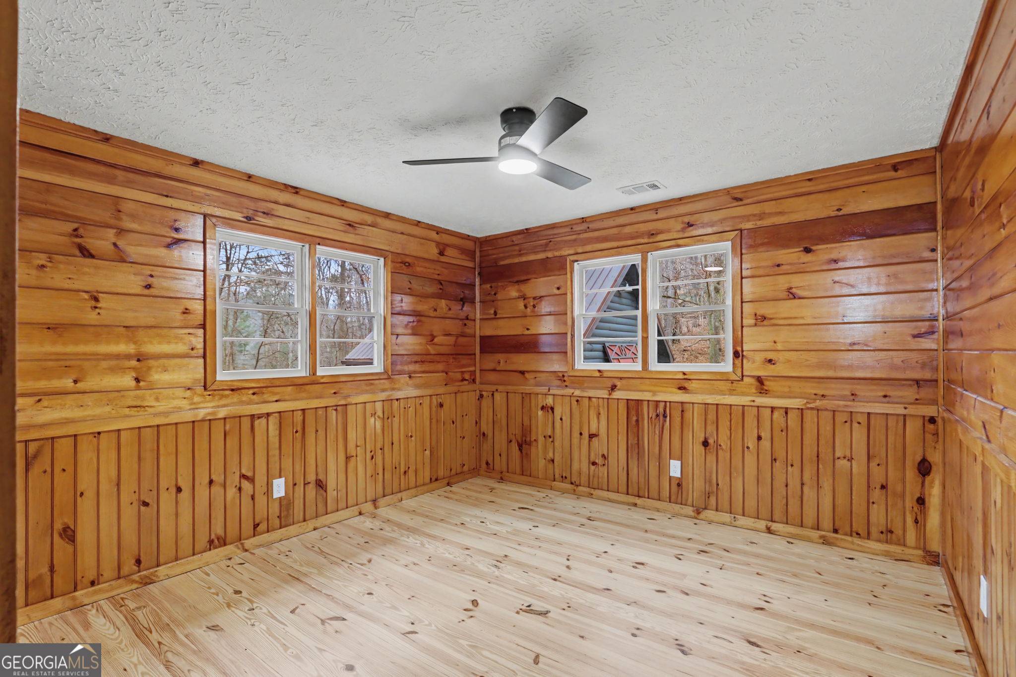 150 Summit Street Ellijay GA 30540