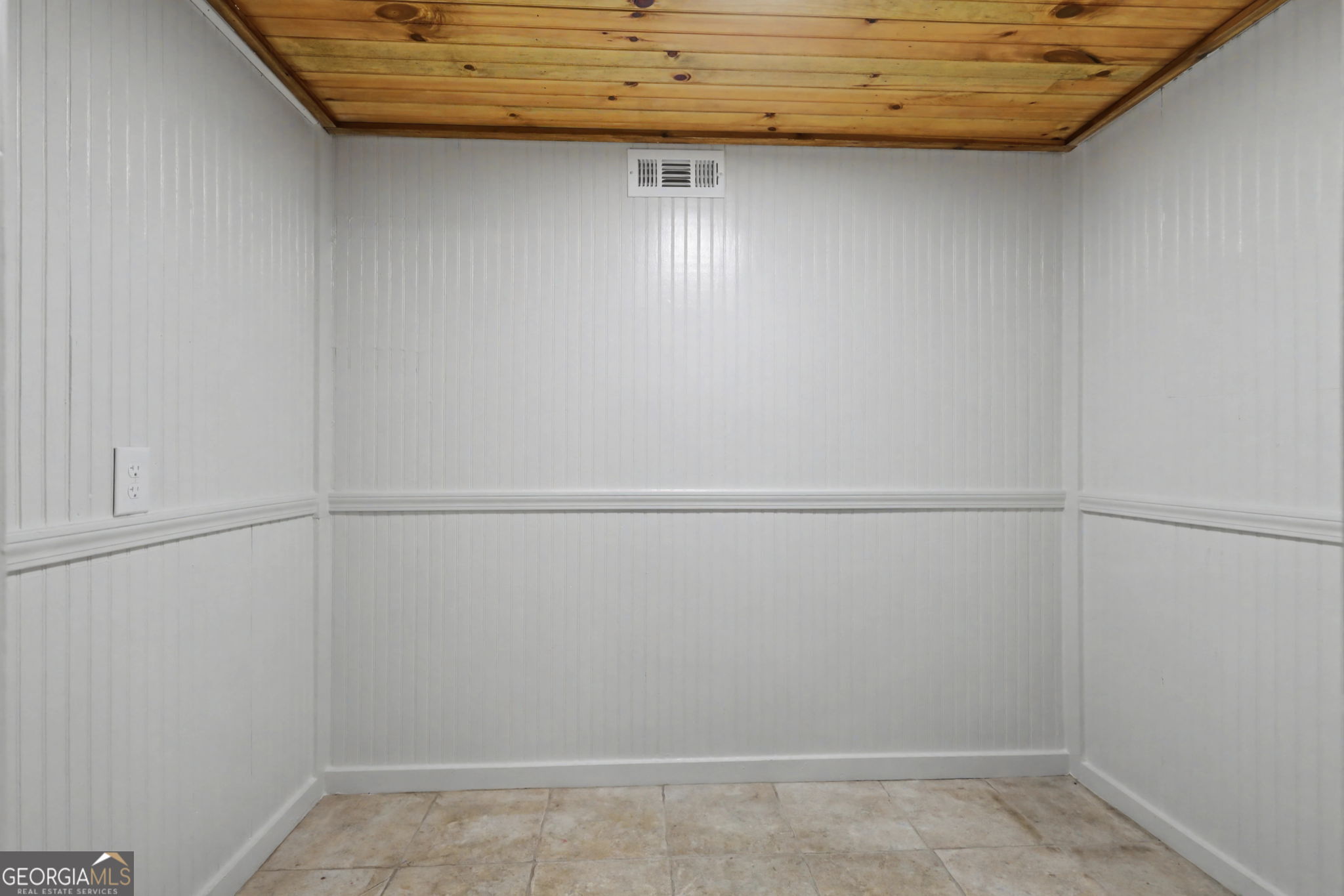 150 Summit Street Ellijay GA 30540