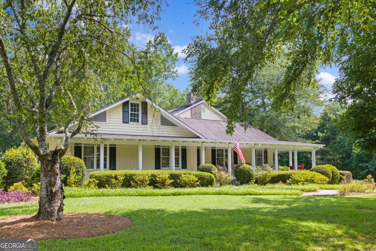 Woodstock GA, 2324 E Cherokee Drive