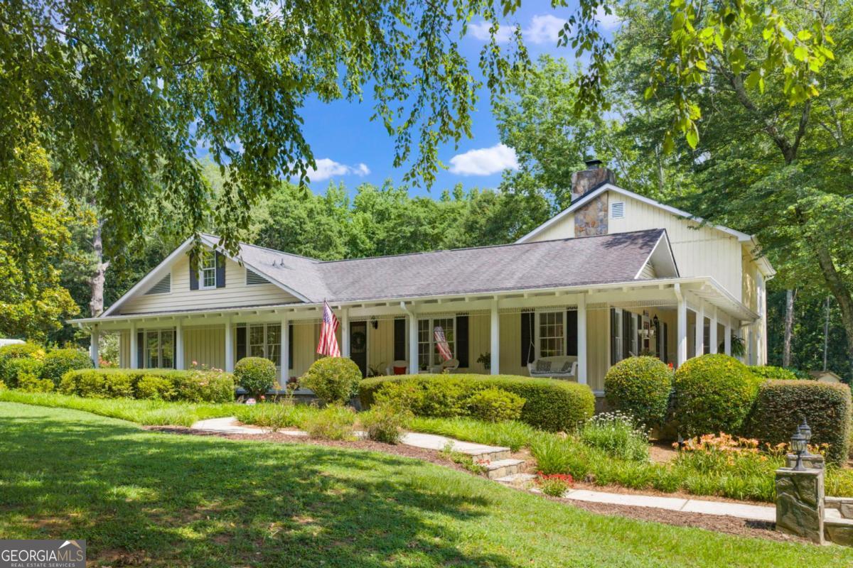 2324 E Cherokee Drive Woodstock GA 30188
