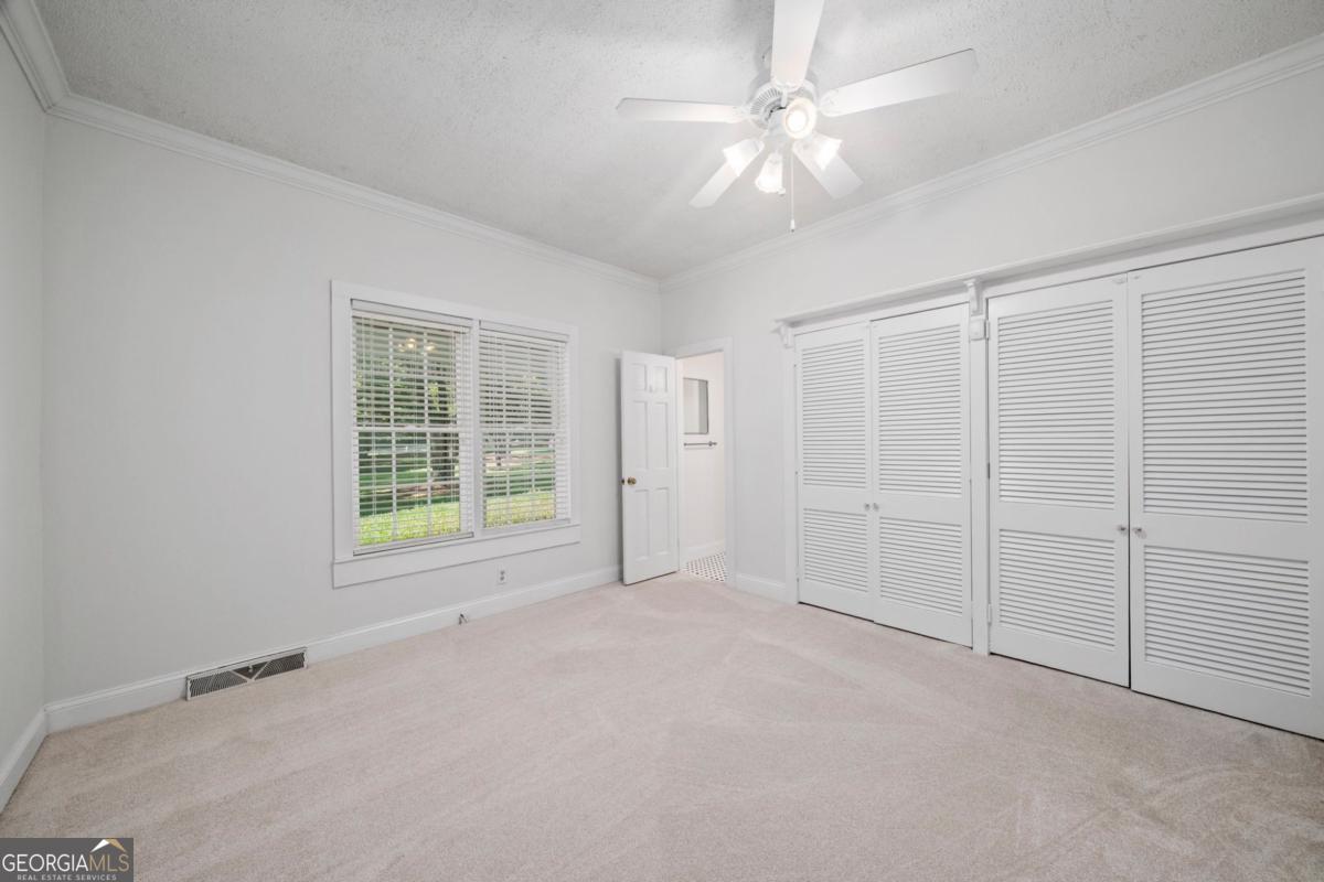 2324 E Cherokee Drive Woodstock GA 30188