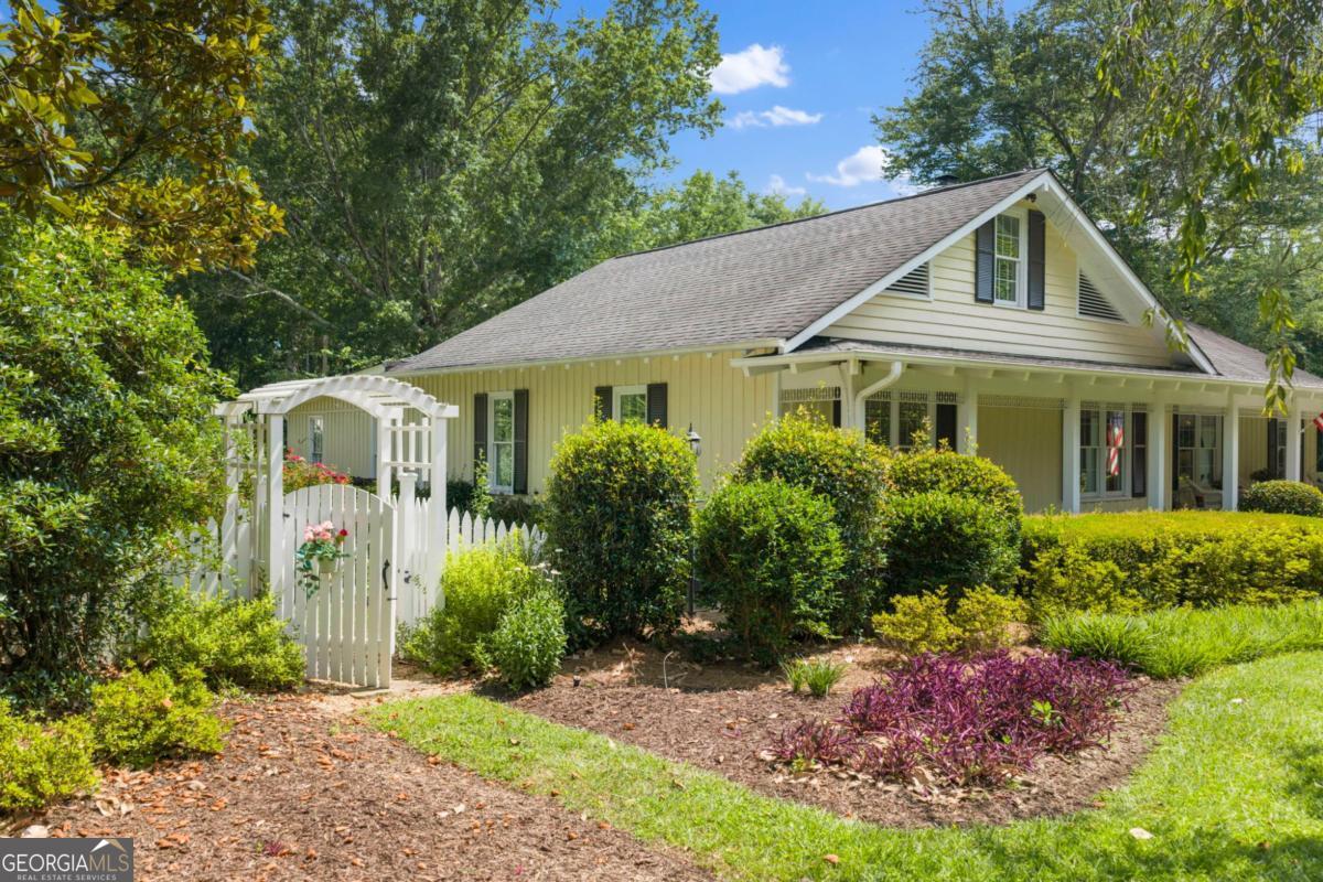 2324 E Cherokee Drive Woodstock GA 30188