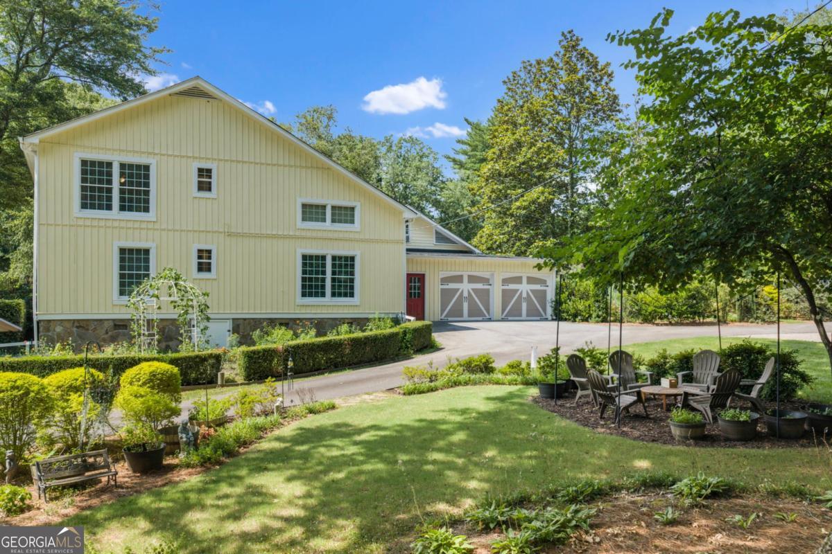 2324 E Cherokee Drive Woodstock GA 30188