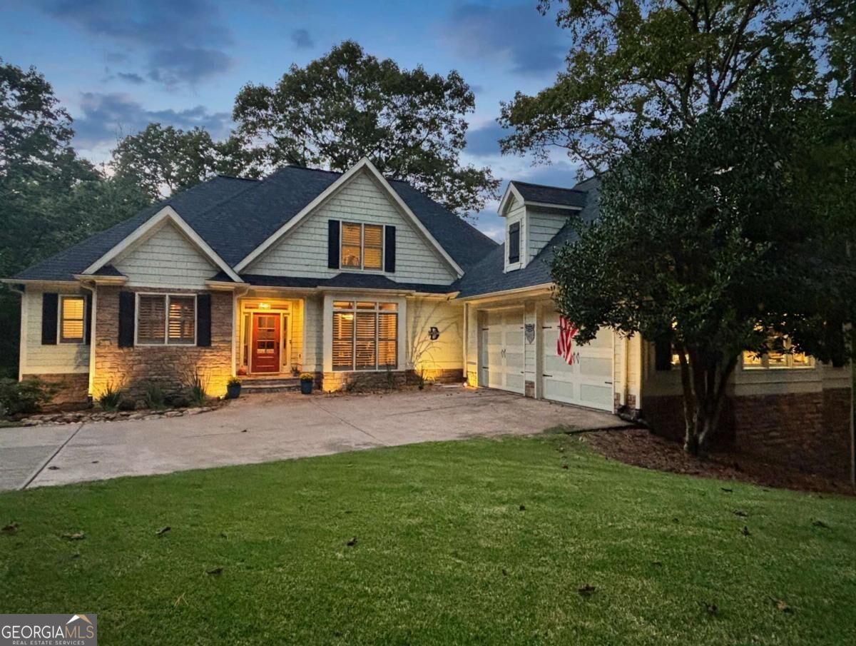 568 Cherokee Drive S Waleska GA 30183