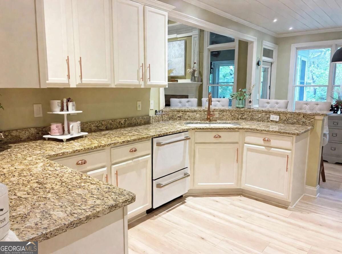 568 Cherokee Drive S Waleska GA 30183