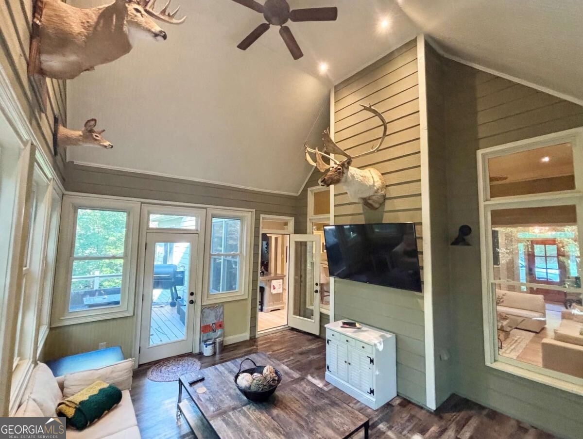 568 Cherokee Drive S Waleska GA 30183