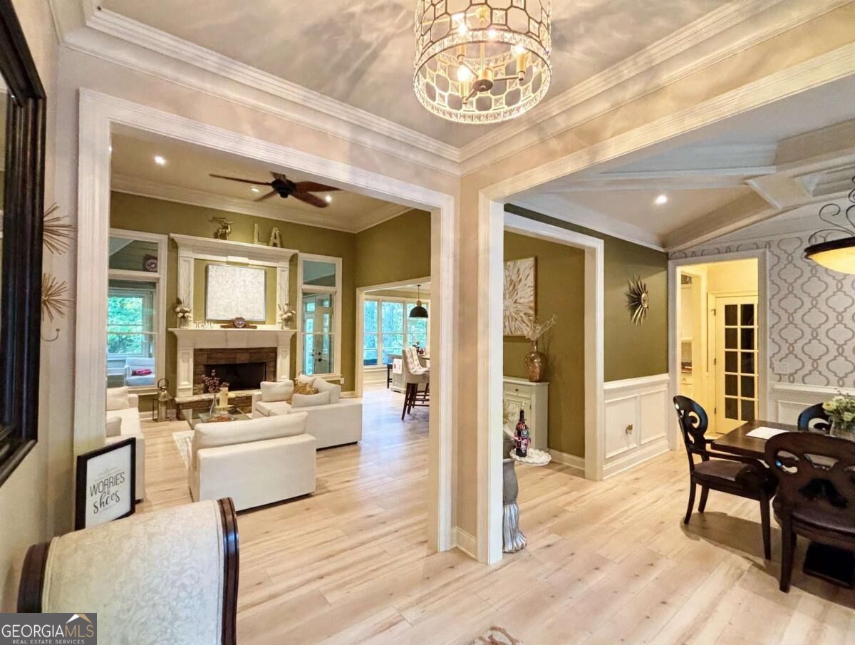 568 Cherokee Drive S Waleska GA 30183