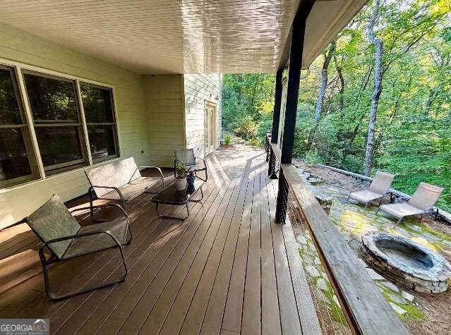 568 Cherokee Drive S Waleska GA 30183