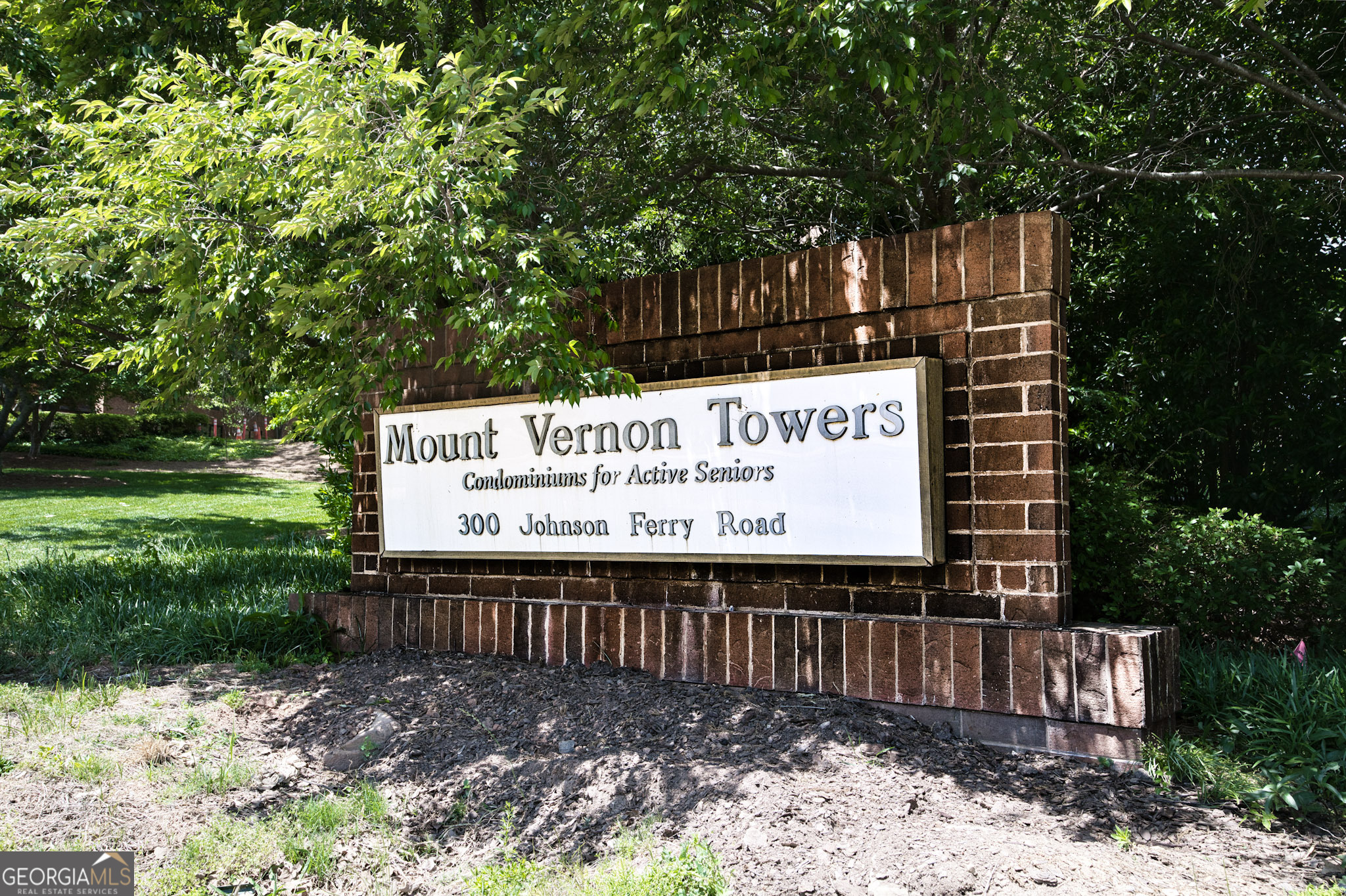 300 Johnson Ferry Road NE Atlanta GA 30328