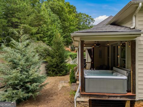 476 Licklog Ridge Hayesville NC 28904