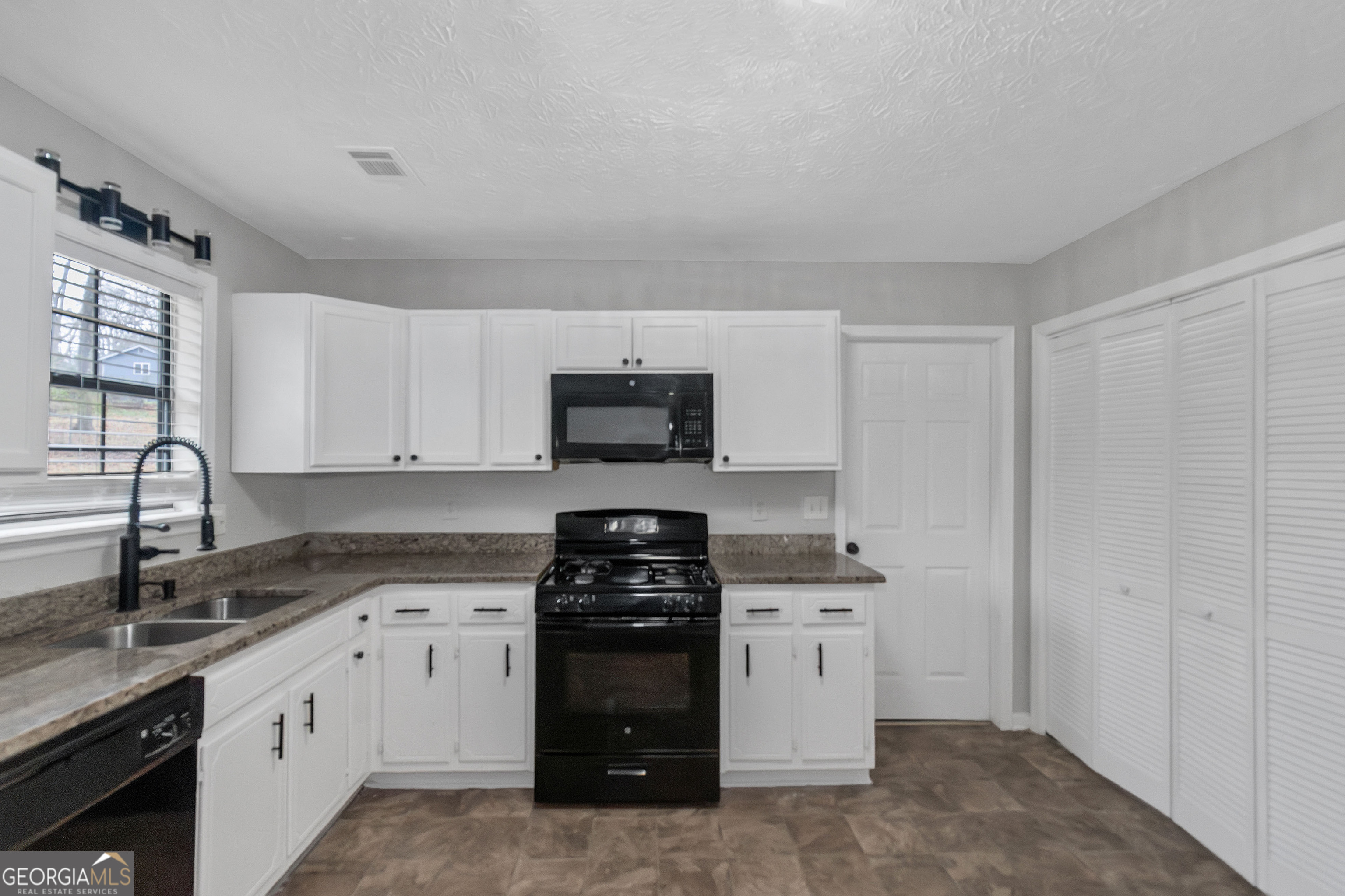 321 Summerwood Lane Stockbridge GA 30281