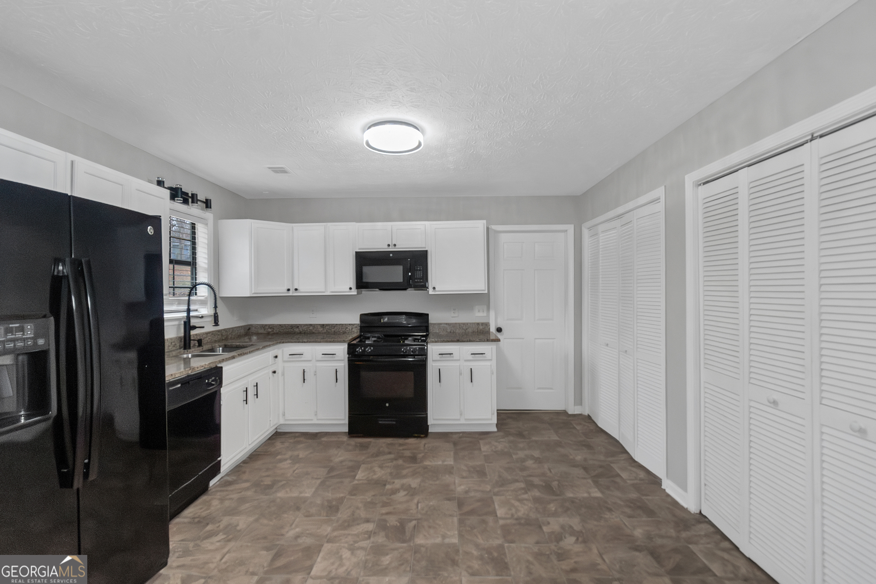 321 Summerwood Lane Stockbridge GA 30281