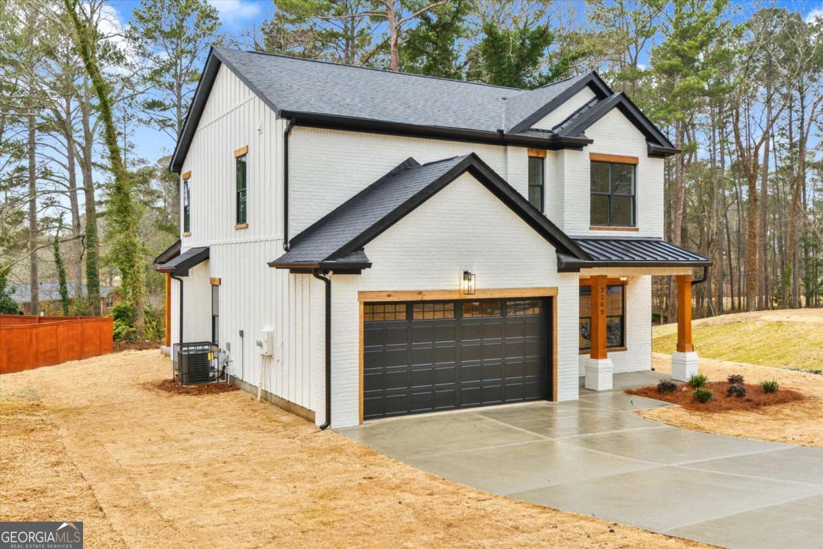 3369 Dodson Drive East Point GA 30344