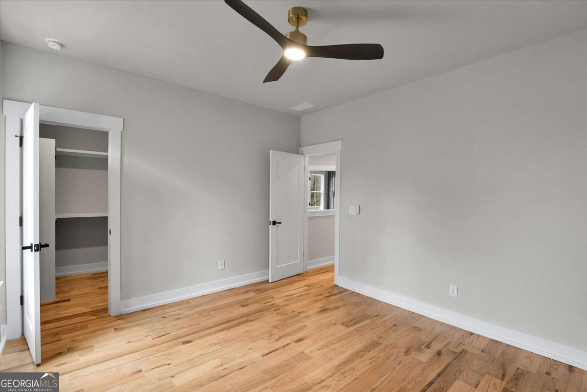 3369 Dodson Drive East Point GA 30344