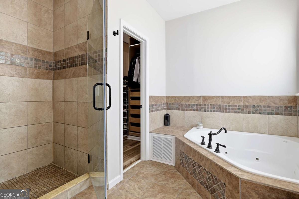 1015 Windhaven Drive Alpharetta GA 30005