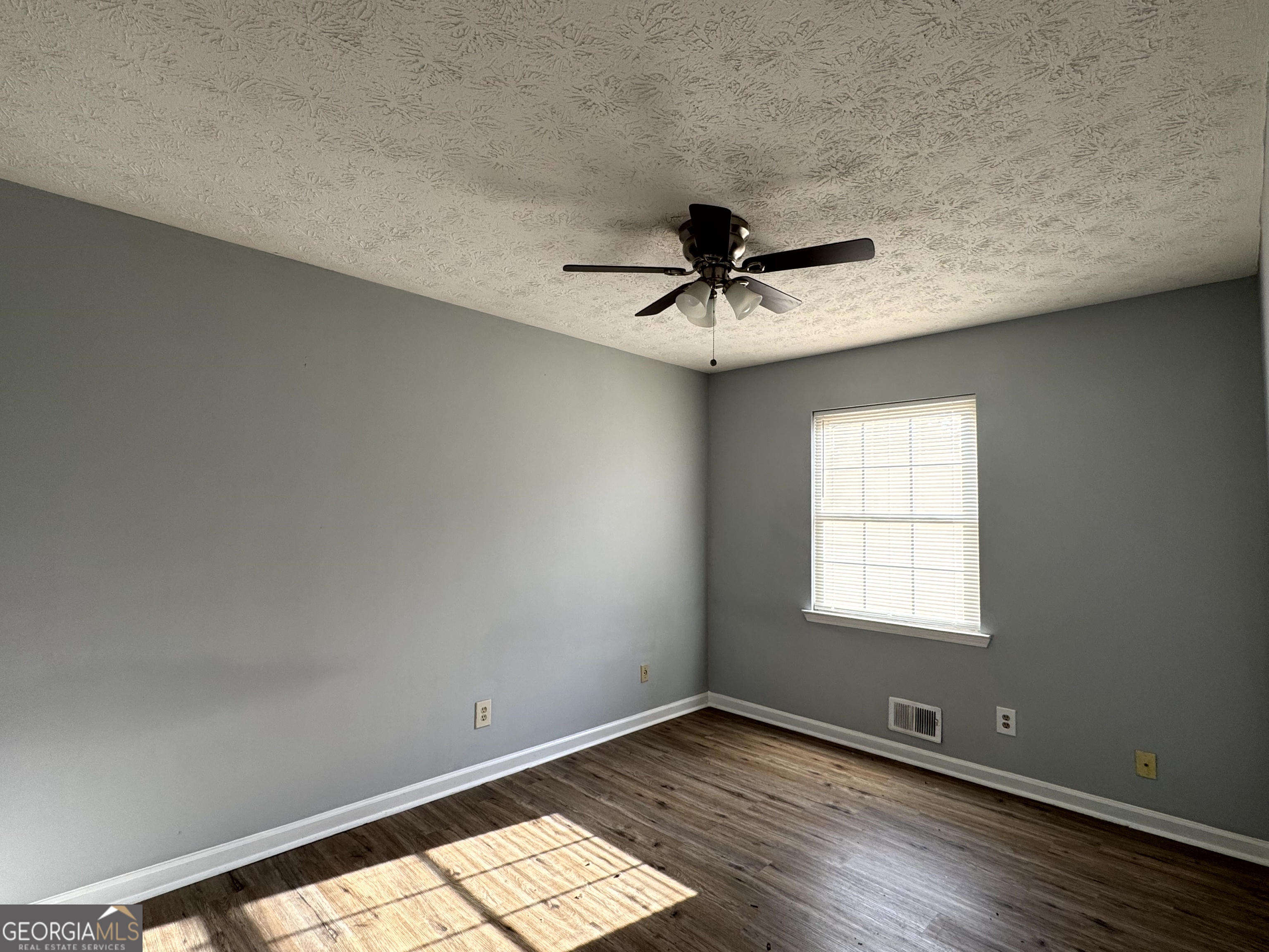 8678 Glenwoods Drive Riverdale GA 30274
