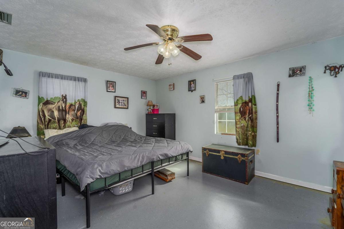 6291 Riverside Rock Road Nahunta GA 31553