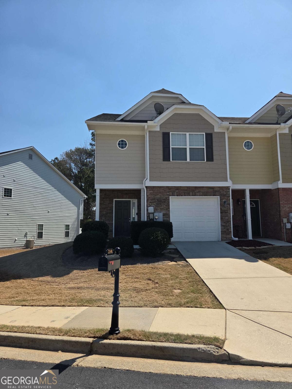 2140 Burns View Lane Lawrenceville GA 30044