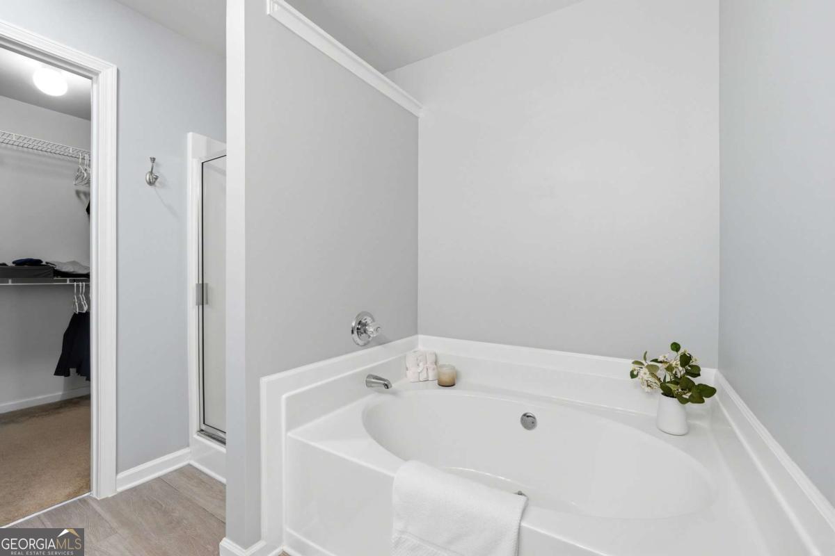 2059 Lakeshore Overlook Drive NW Kennesaw GA 30152