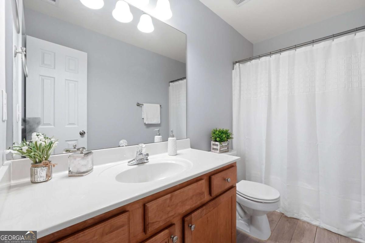 2059 Lakeshore Overlook Drive NW Kennesaw GA 30152